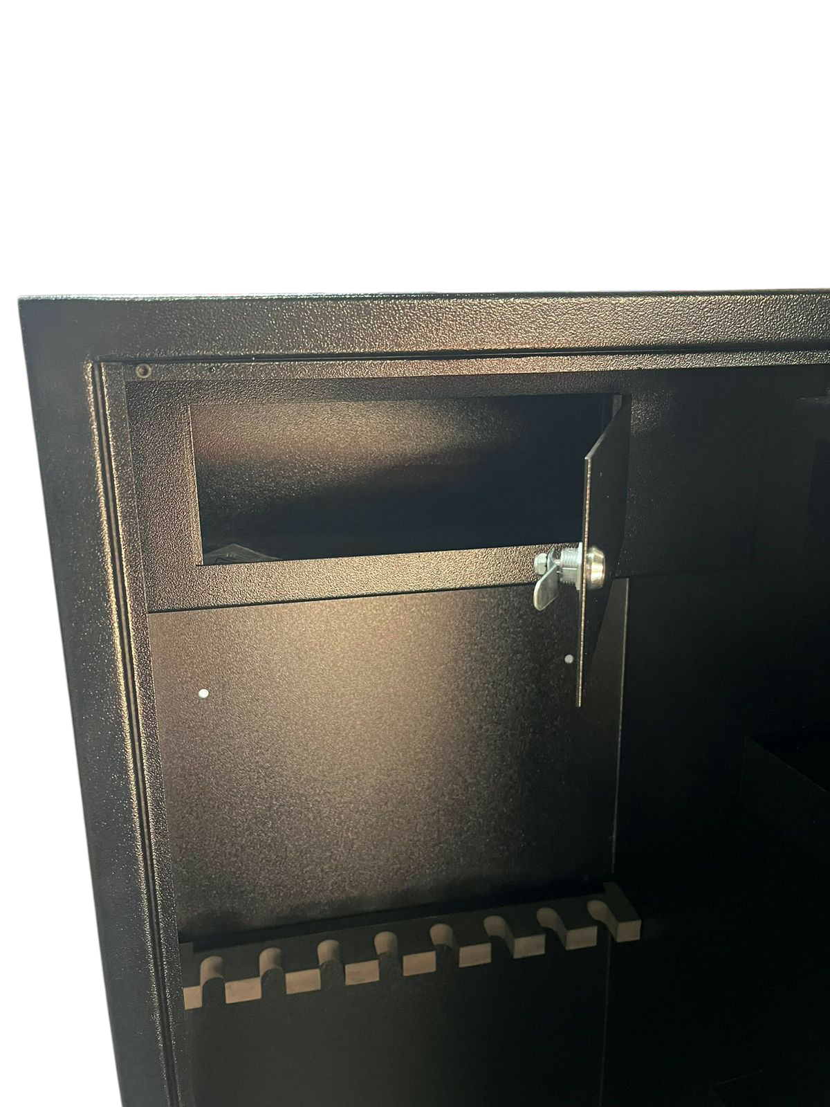 CAJA ESTANTE DE ARMAS TH TACTICAL 8 ARMAS + CAJA FUERTE INTERIOR ARMAS CORTAS - Imagen 3